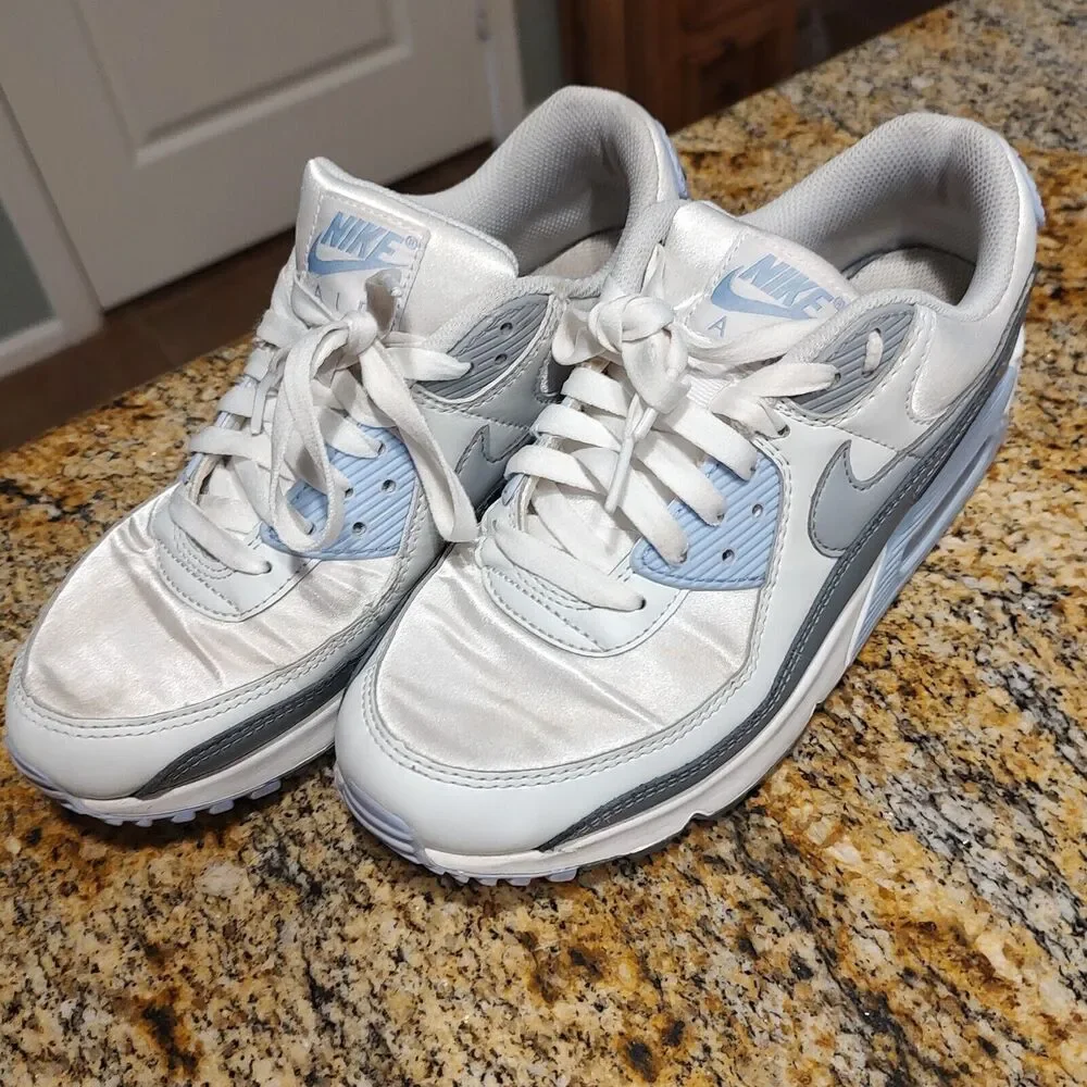 Nike Air Max 90 White Cobalt Bliss Blue Photon Dust FB8570-100 Women's Sz US 9